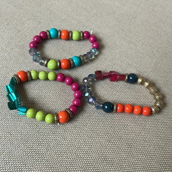 Bracelets - Picture 3 of 5